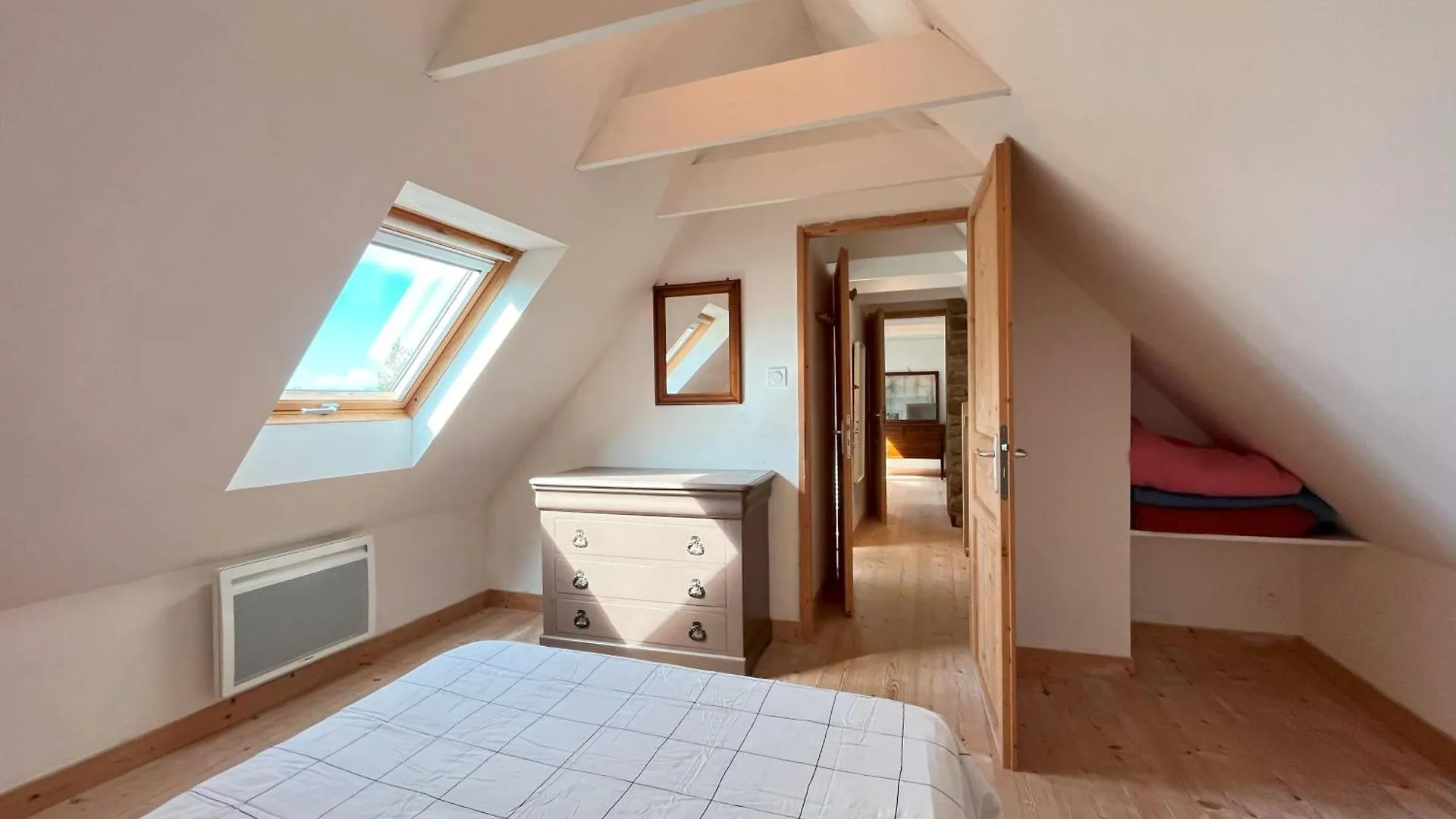 Holiday home Maison Double En Pierres Pour Grande Famille Ou Groupe Amis Sibiril