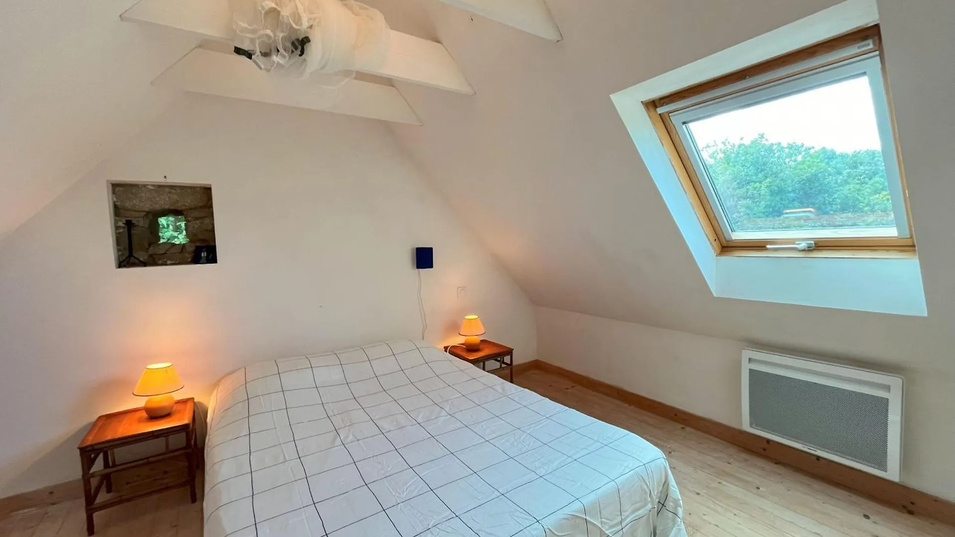 Holiday home Maison Double En Pierres Pour Grande Famille Ou Groupe Amis Sibiril