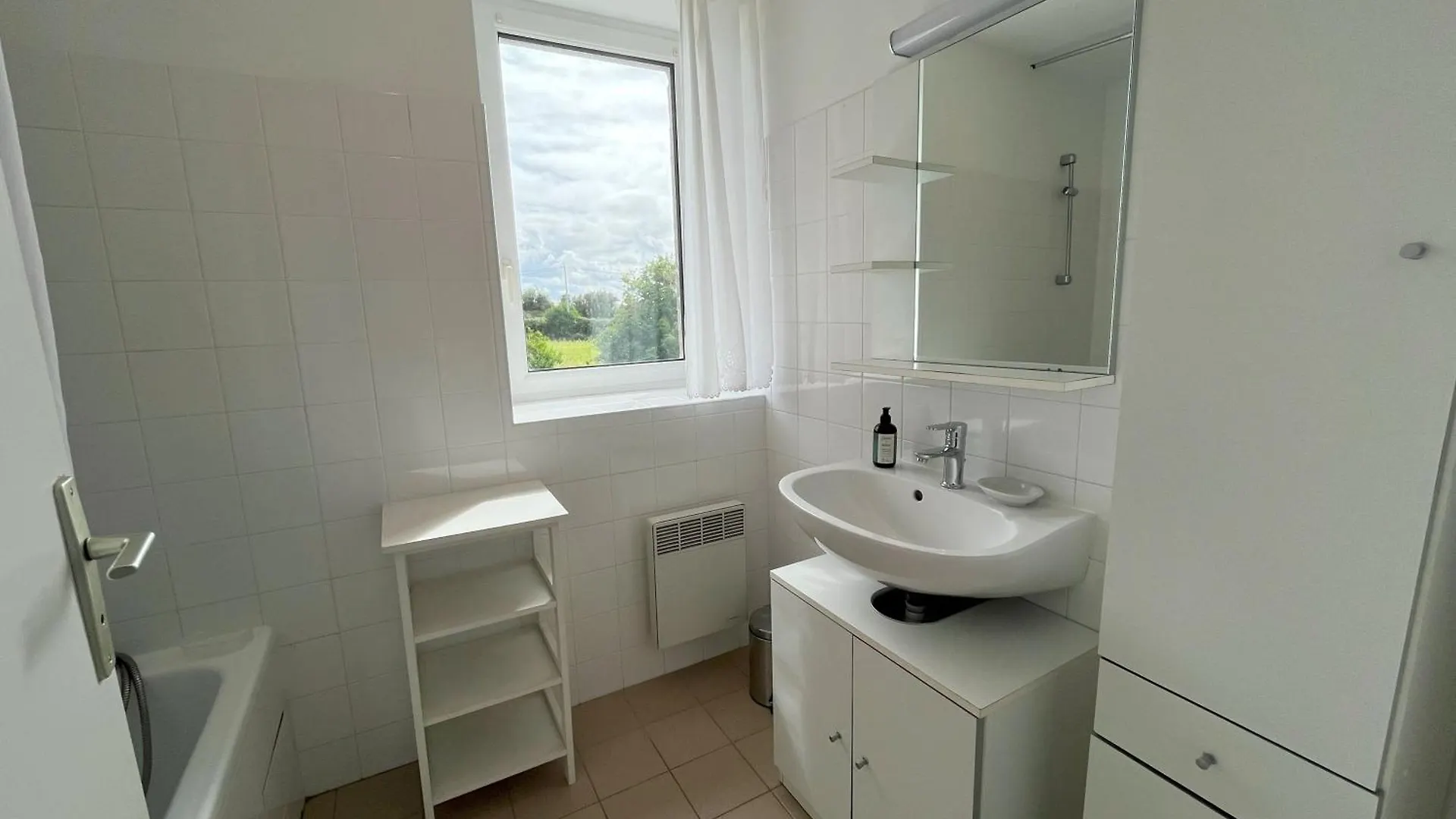 Maison Double En Pierres Pour Grande Famille Ou Groupe Amis Sibiril 0*,  France