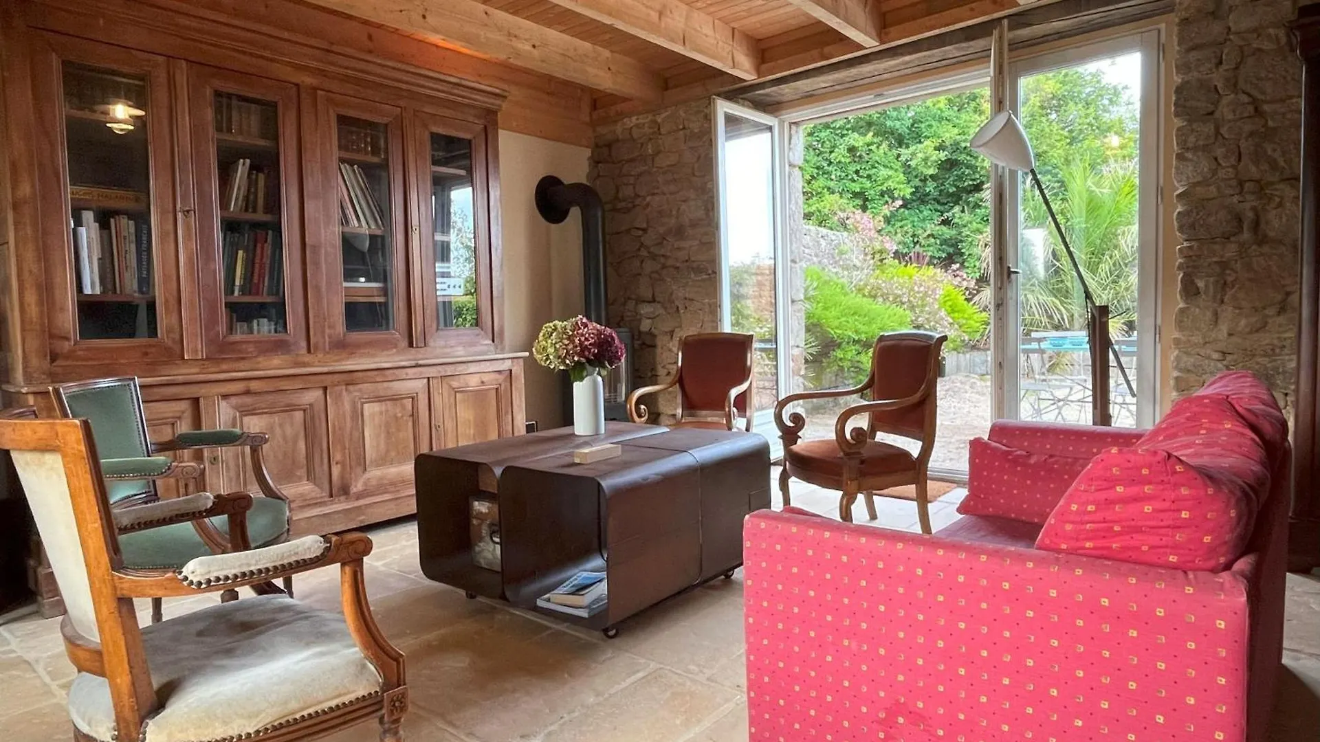 Holiday home Maison Double En Pierres Pour Grande Famille Ou Groupe Amis Sibiril