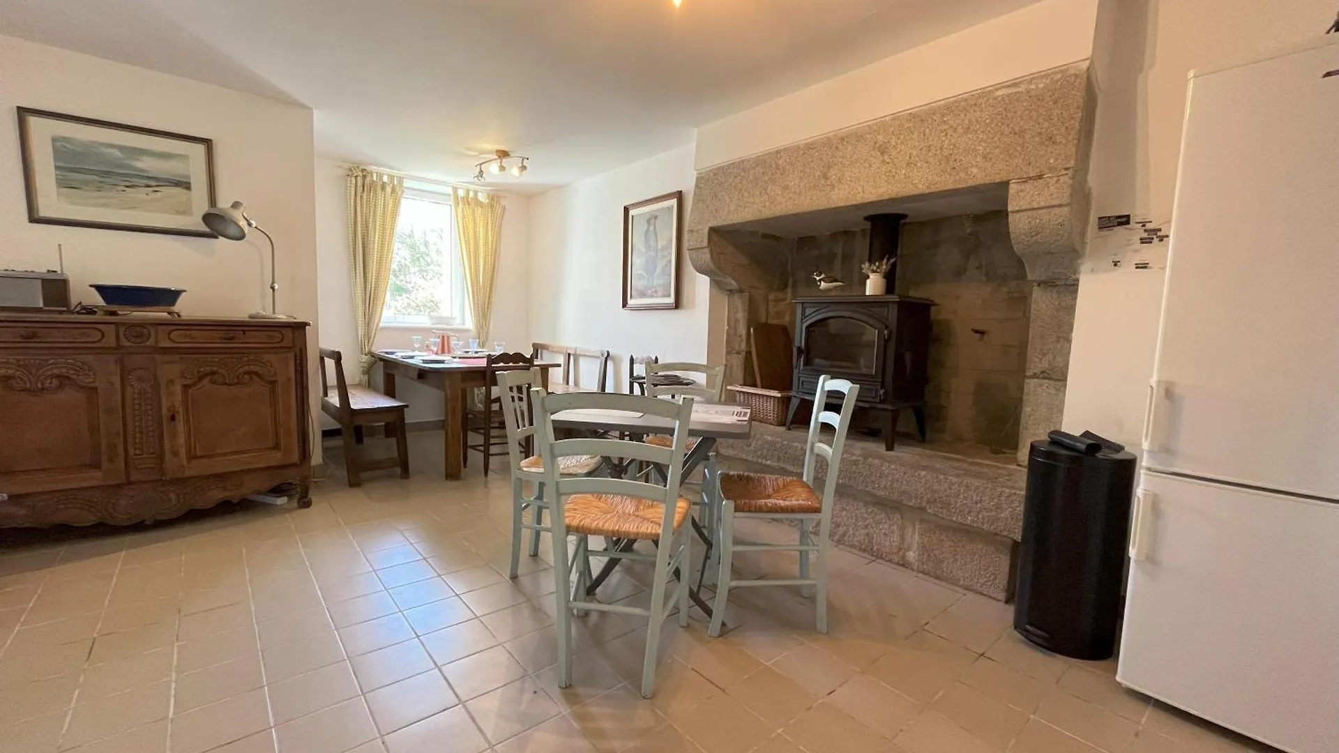 Holiday home Maison Double En Pierres Pour Grande Famille Ou Groupe Amis Sibiril